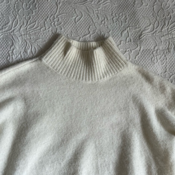 Marled Cream Cowl Neck Sweater with Ribbed Detailing - Picture 6 of 7